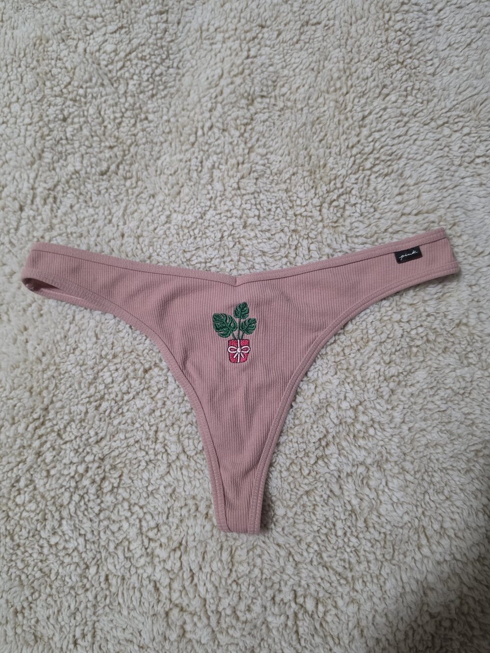 VS PINK Ribbed Thong Panty